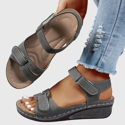 Crystal sandaler