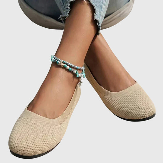 Mia sneakers