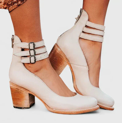 Janelis pumps med blockklack