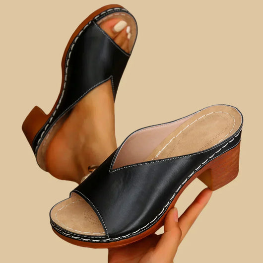 Gabriela slip in-skor med blockklack