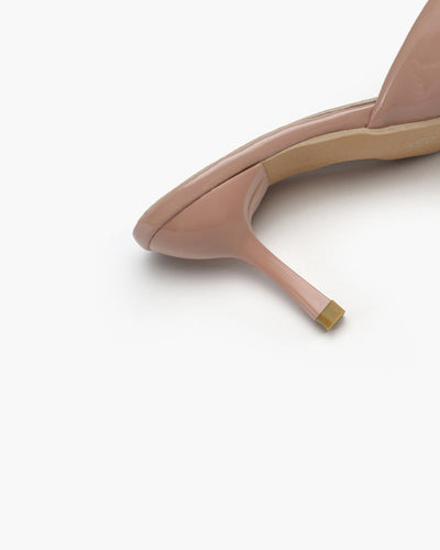 Gia pumps i konstläder