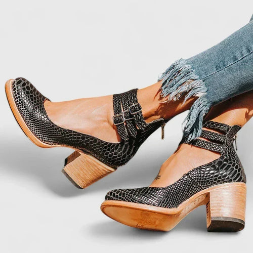 Janelis pumps med blockklack