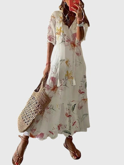 Amalia sommarklänning med v-ringning