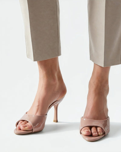 Gia pumps i konstläder