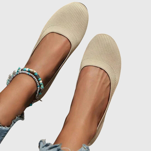 Mia sneakers