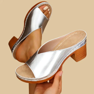 Gabriela slip in-skor med blockklack