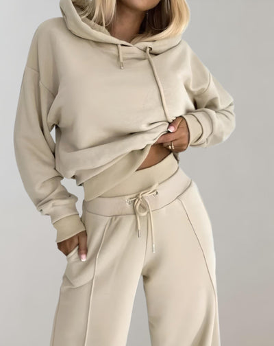 Carmen hoodie med huva