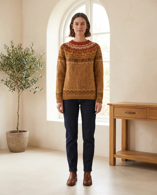 Ingrid mönsterstickad tröja – rund hals – brun