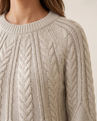 Isla kabelstickad tröja – rund hals – beige