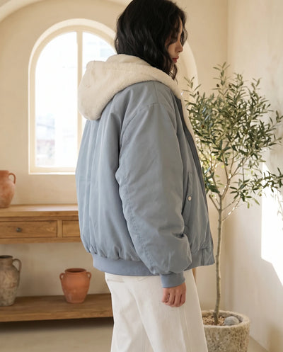 Poppy oversized bomberjacka med huva – rökblå