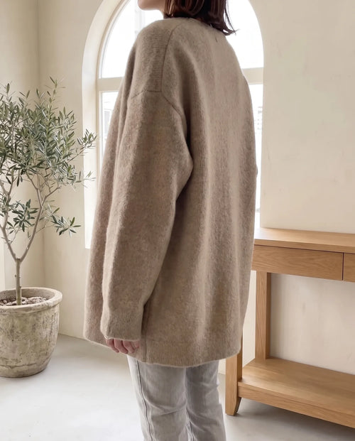 Wren stickad kofta – oversized med tryckknappar – beige