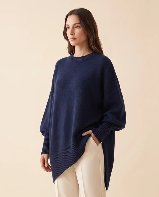 Daphne oversized tröja – asymmetrisk nederkant