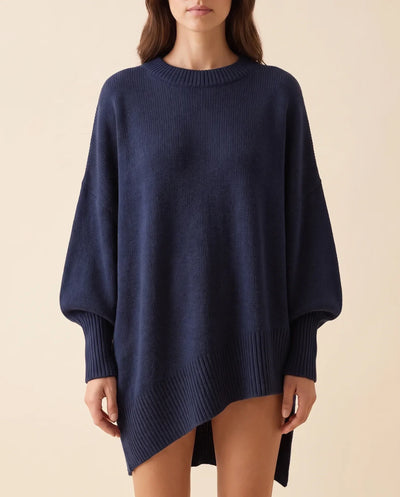 Daphne oversized tröja – asymmetrisk nederkant