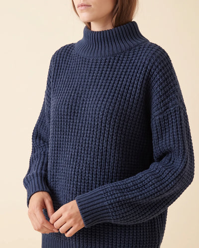 Fern grovstickad polotröja – oversized
