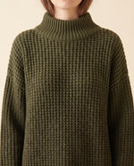 Fern grovstickad polotröja – oversized