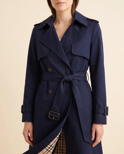 Nell dubbelknäppt trenchcoat med skärp