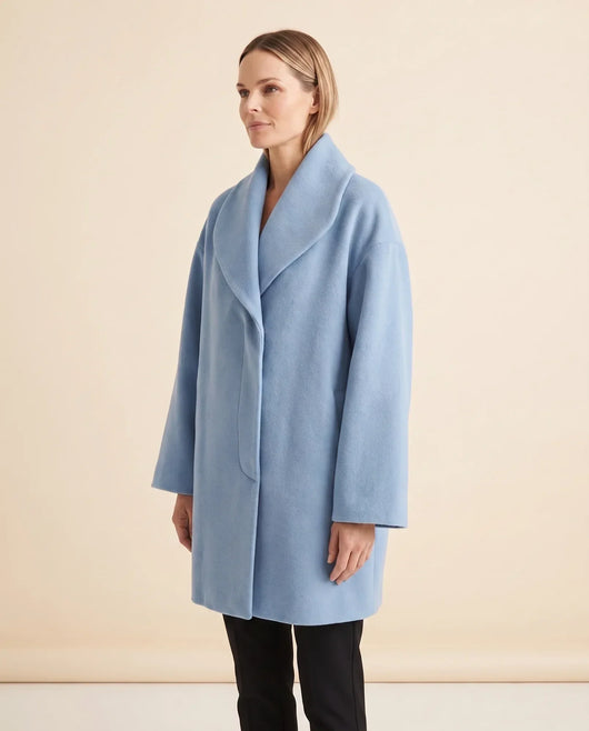 Opal kappa med sjalkrage i omlottlook