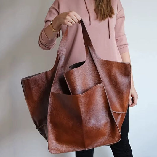 Charlotte shoppingväska i konstläder