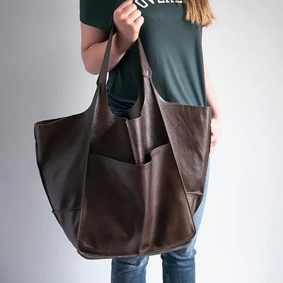 Charlotte shoppingväska i konstläder