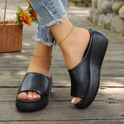 Charlotte slip in-skor med kilklack