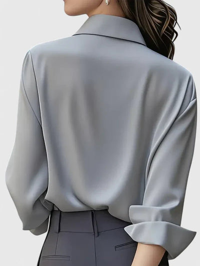 Frieda blus i satin