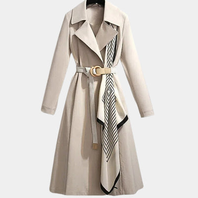 Mia trenchcoat med skärp