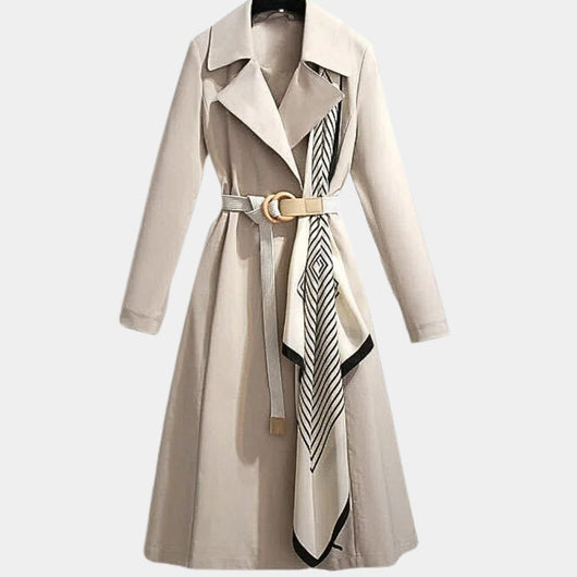 Mia trenchcoat med skärp