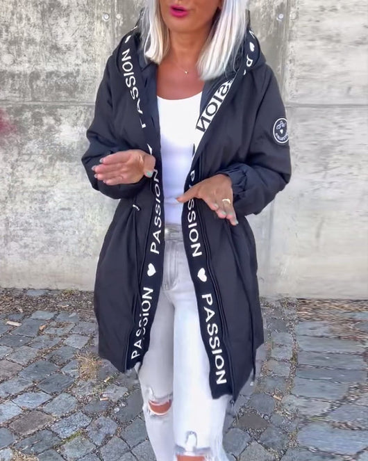 Johanna kappa med huva – svart