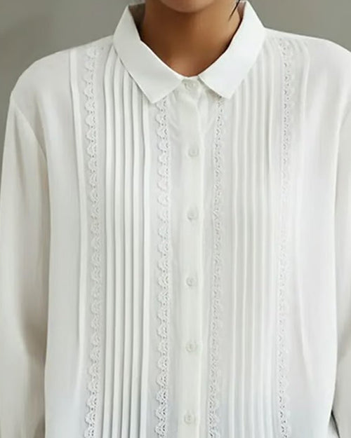Charlotte blus med knappslå