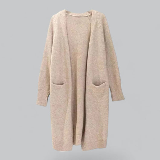 Clara stickad kofta i stickat – beige