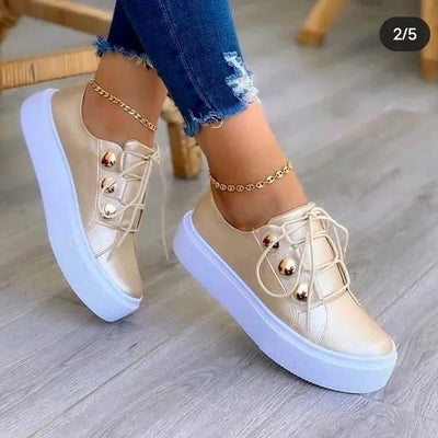 Clara sneakers med platåsula