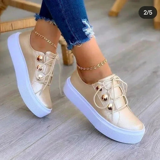 Clara sneakers med platåsula