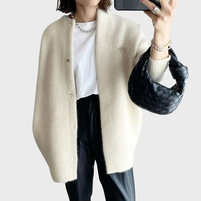 Clara stickad kofta i stickat – khaki
