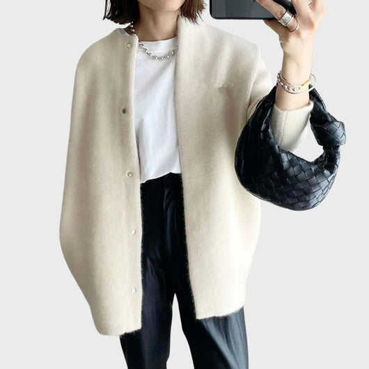 Clara stickad kofta i stickat – khaki