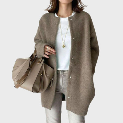 Clara stickad kofta i stickat – khaki