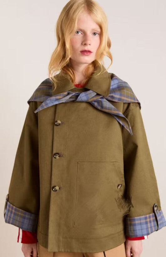 Charlotte trenchcoat med fickor