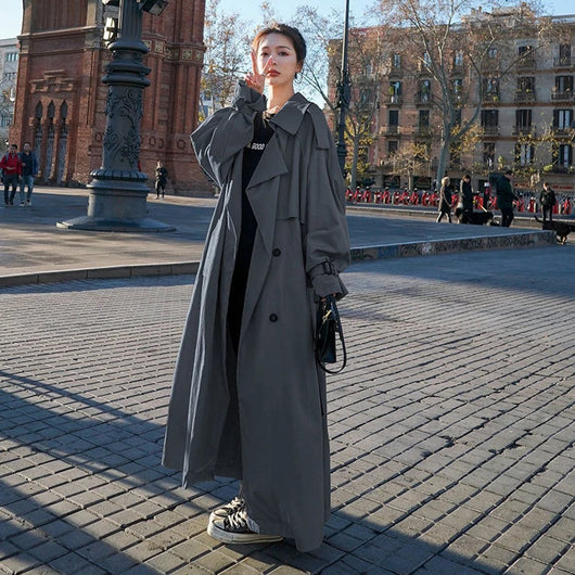 Emilia trenchcoat med knappslå