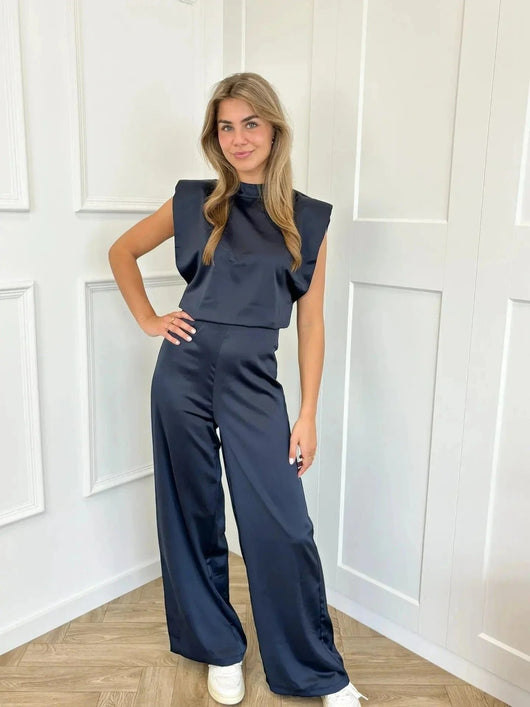 Clara jumpsuit i satin