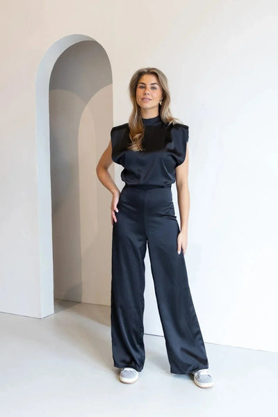 Clara jumpsuit i satin