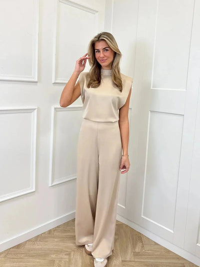 Clara jumpsuit i satin