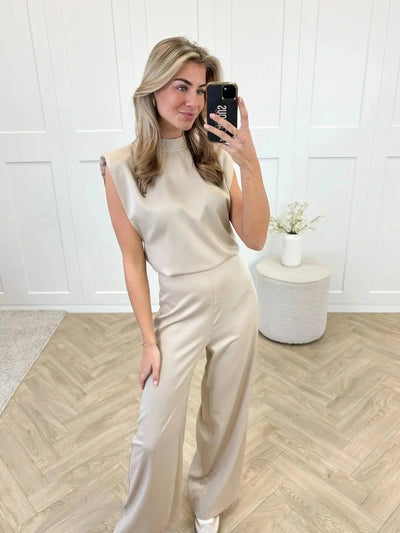 Clara jumpsuit i satin