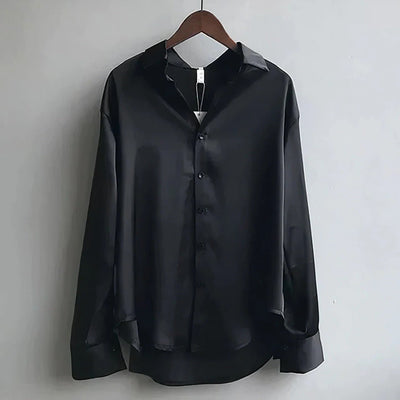 Mia blus i satin