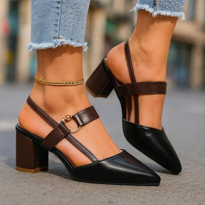 Nora pumps i läder