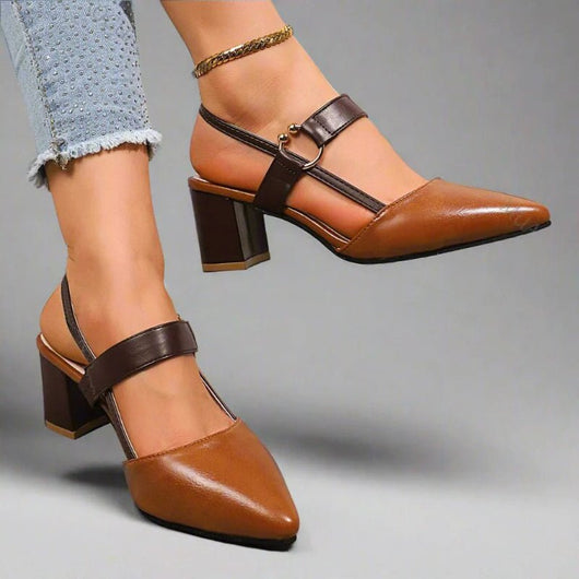 Nora pumps i läder