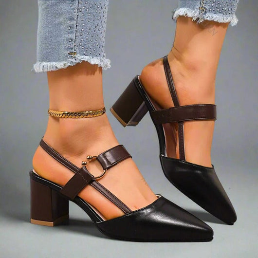 Nora pumps i läder