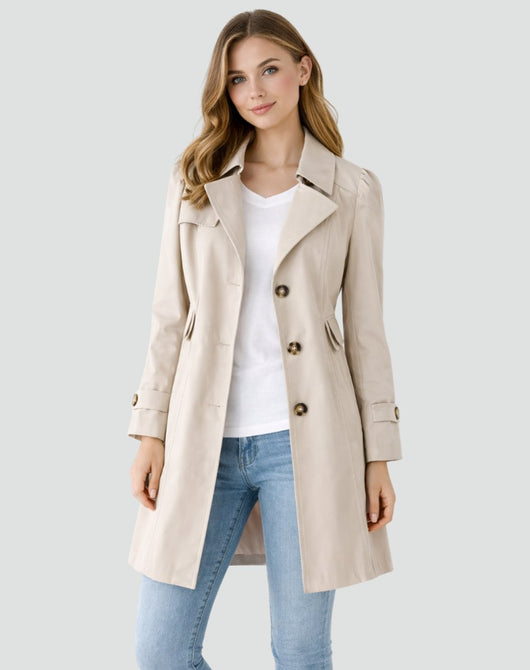 Nora trenchcoat i stickat