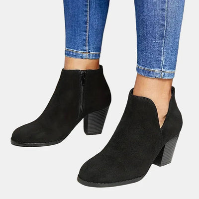 Emilia boots i läder med blockklack