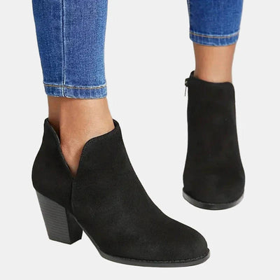 Emilia boots i läder med blockklack