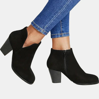 Emilia boots i läder med blockklack