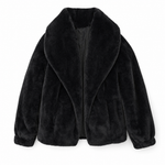 Emilia teddyjacka – oversized med stor slagkrage